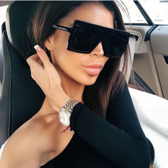 Oversized Square Sunglasses - Picture 3 of 5